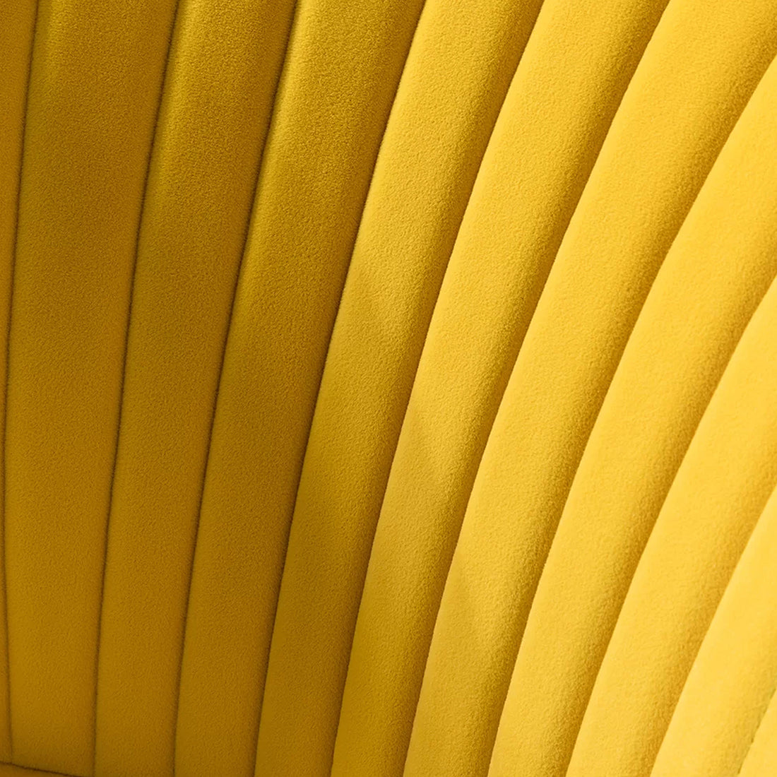 Classic Style Curved Back Yellow Velvet Accent Chair